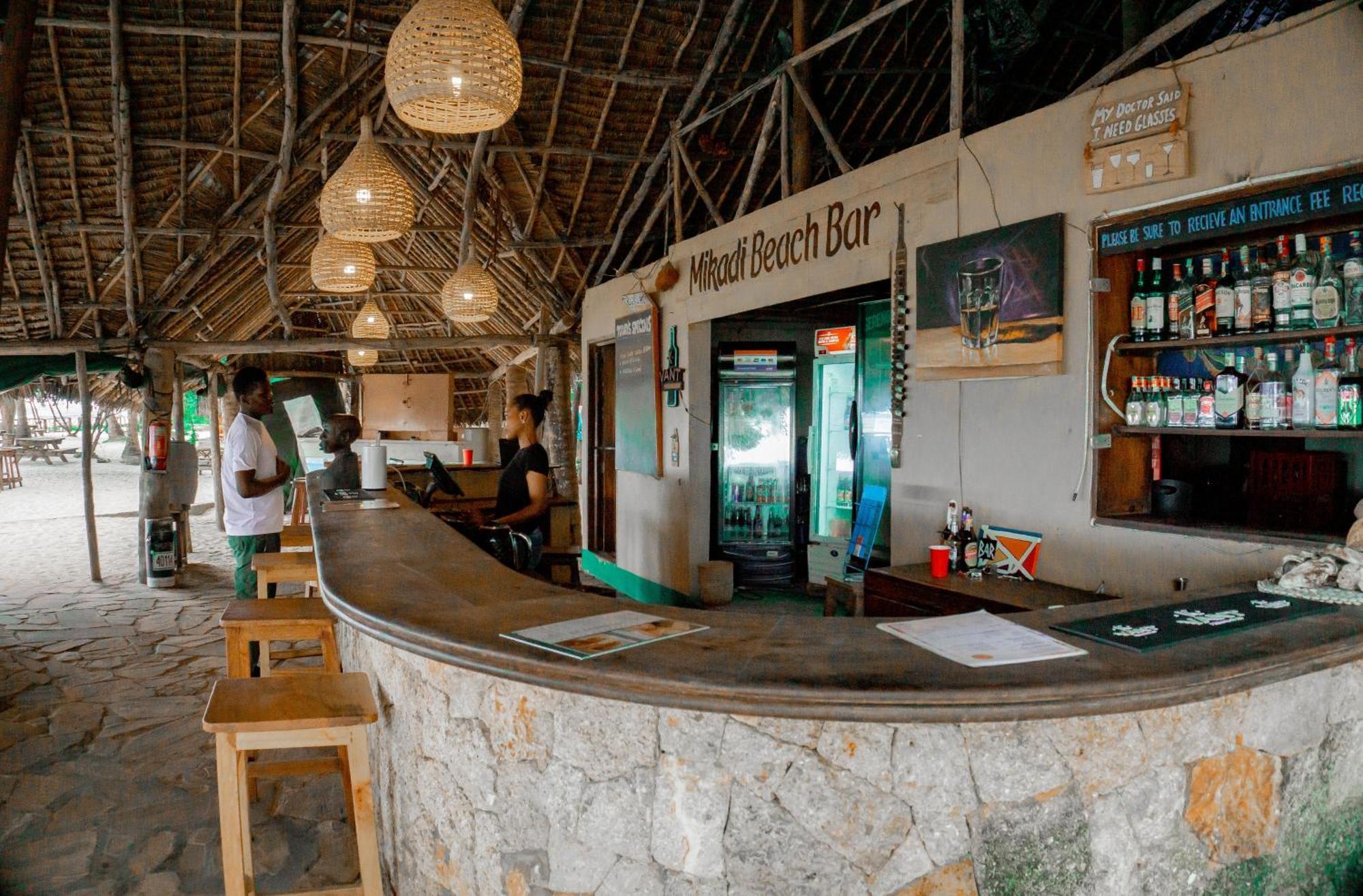 Mikadi Beach Camp & Backpackers Vandrerhjem Dar-es-Salaam Eksteriør bilde